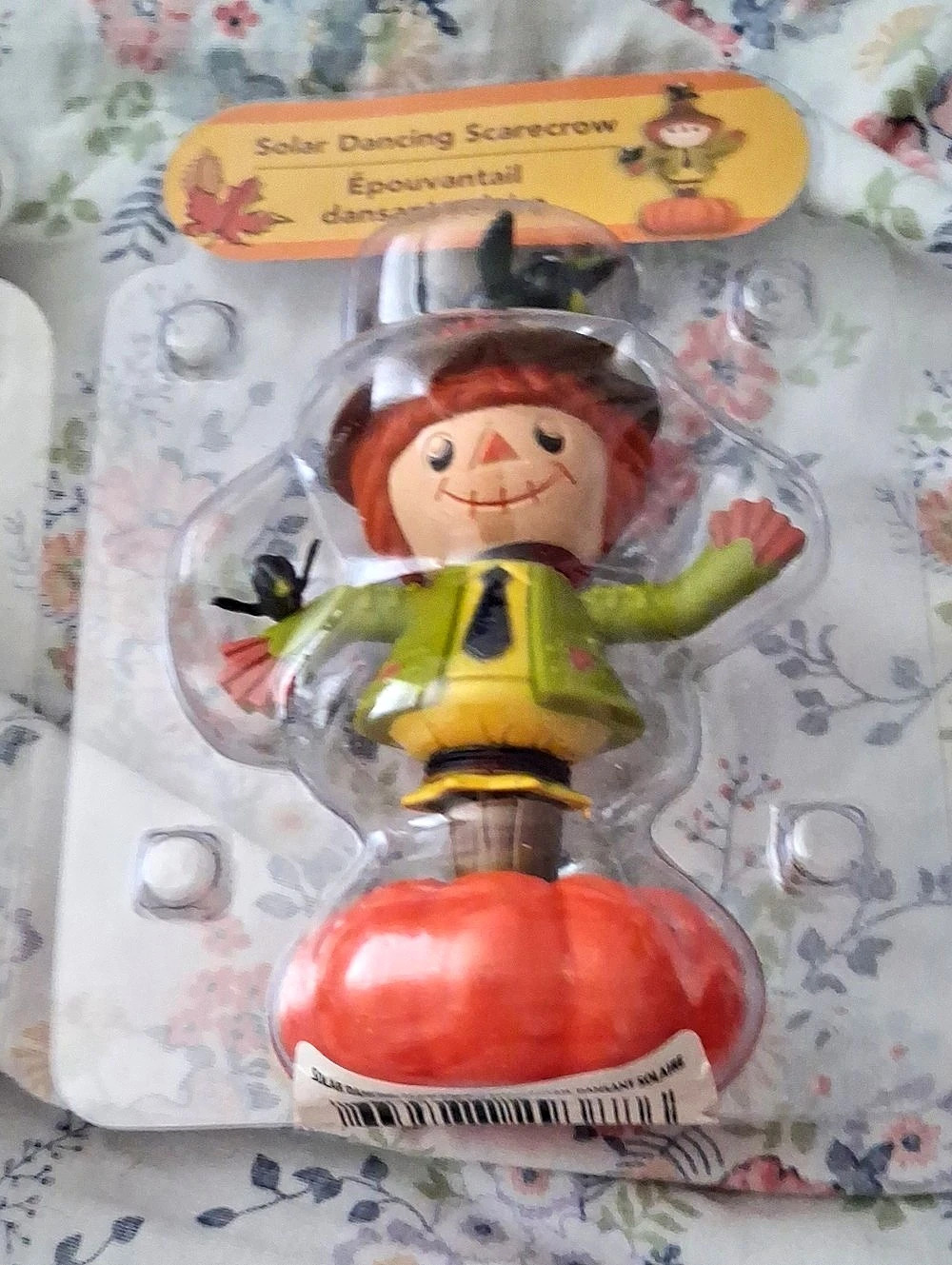 Solar Dancing male Scarecrow Holiday Decor Green & Orange